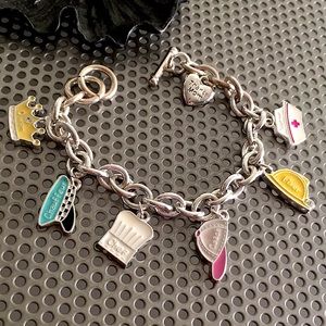 🖤Hallmark charms toggle bracelet